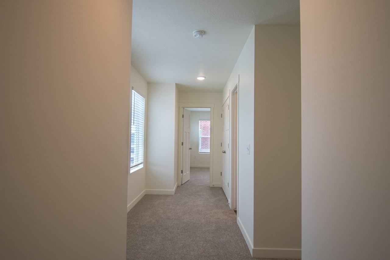 *Villas at the Pointe in Ogden - Photo 7 of 36