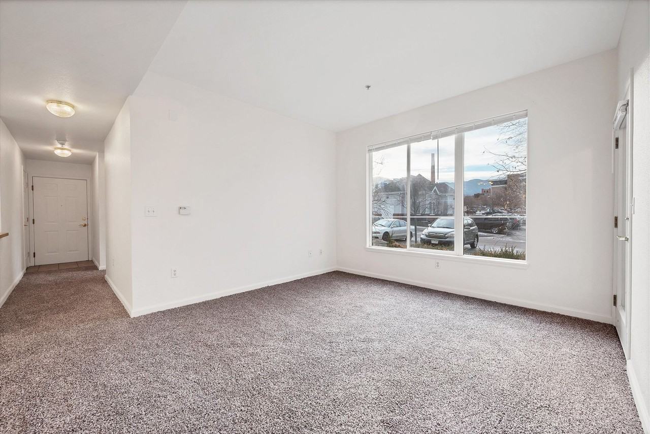 Homewood Point - Photo 4 of 20