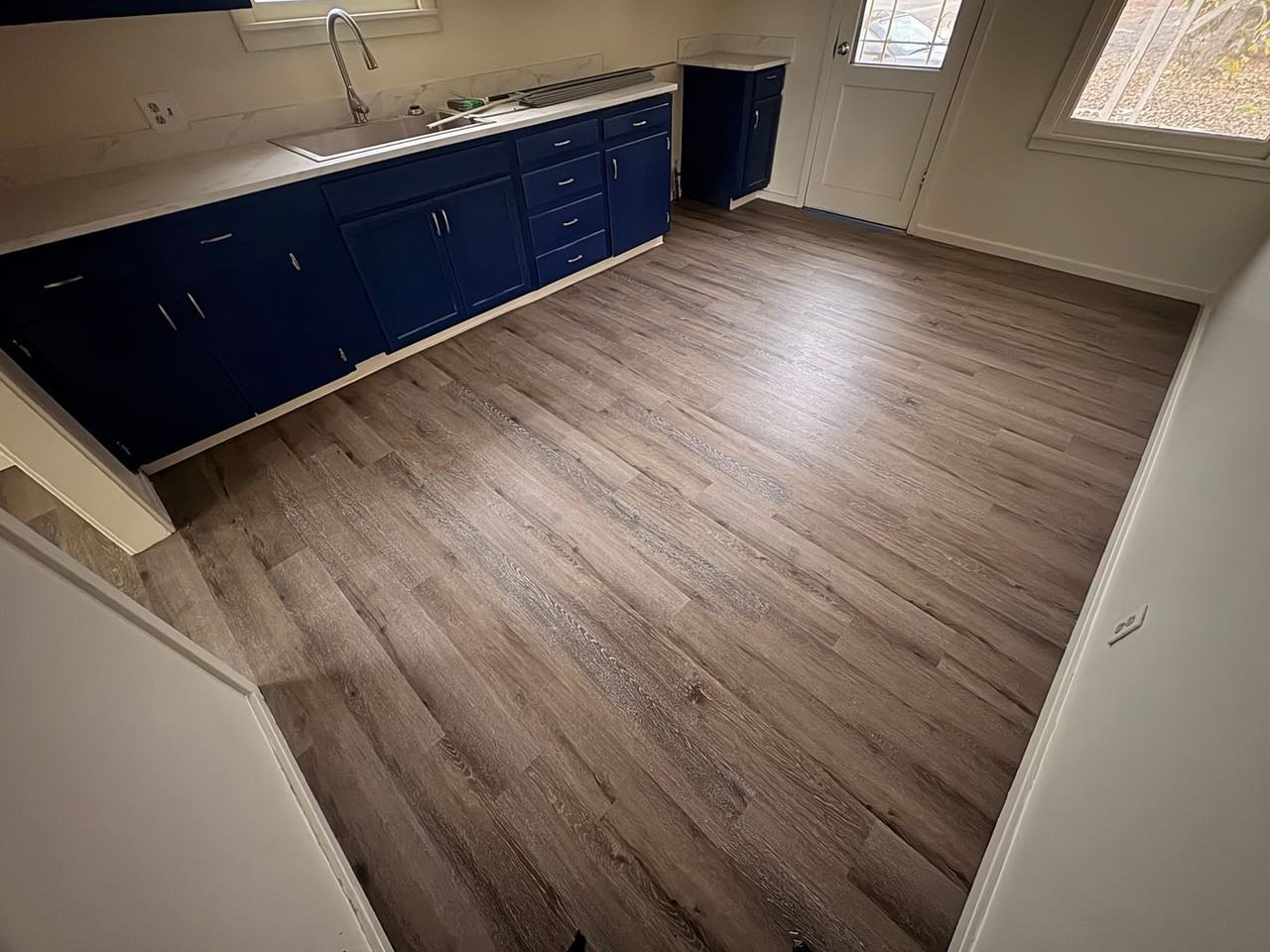 497 Pomegranate St - Photo 4 of 7