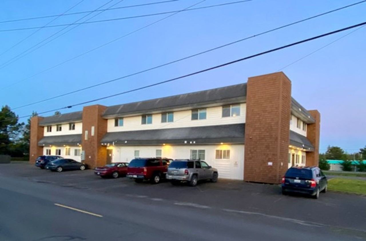 LBW - 1101 Pacific Ave N - Photo 2 of 22