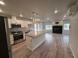 featured image of 100 3rd St #4