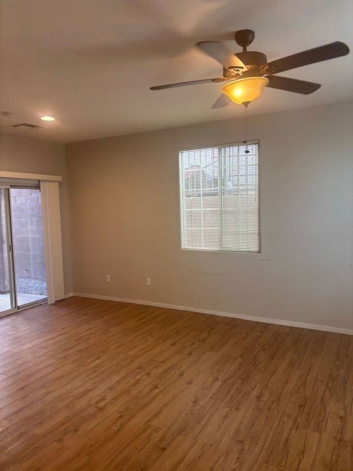 4148 Swept Plains Street - Photo 3 of 15