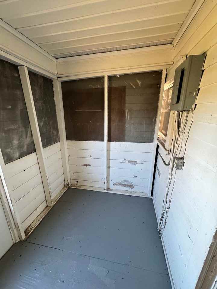 912 Jackson Street - Photo 6 of 26