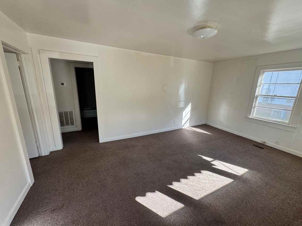 409 Atlantic Avenue - Photo 4 of 16