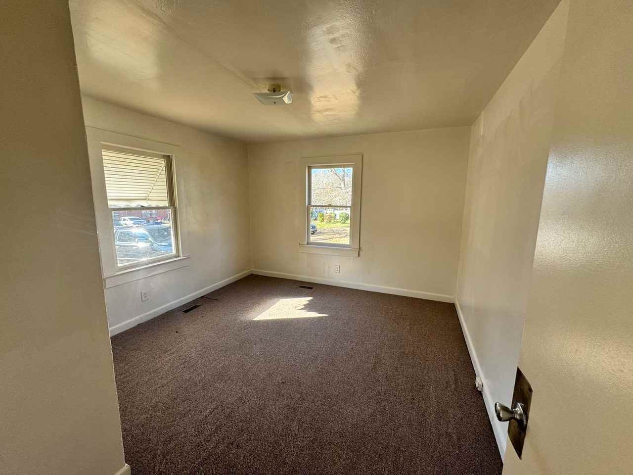 409 Atlantic Avenue - Photo 7 of 16