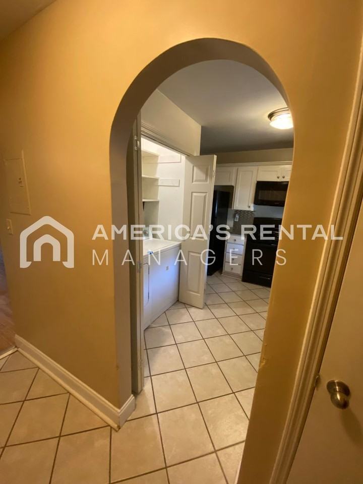 903 Cedar Crest Dr - Photo 3 of 22