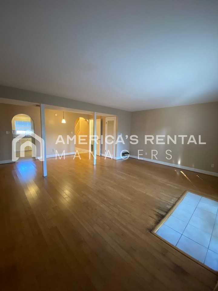 903 Cedar Crest Dr - Photo 7 of 22