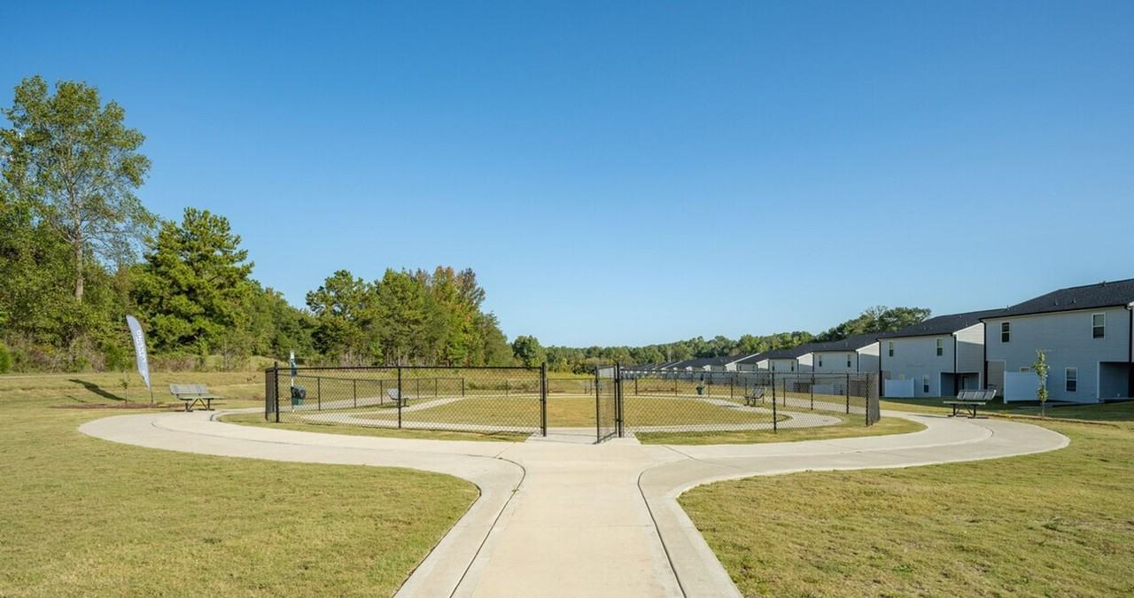 Sage at Chelsey - Photo 3 of 4