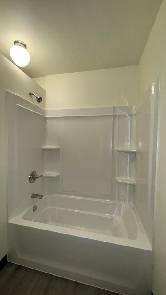 141 11th Ave W - Photo 3 of 30