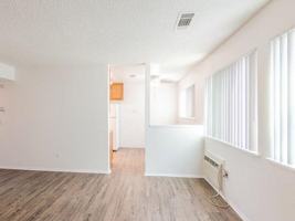 featured image of 525 Harris St
