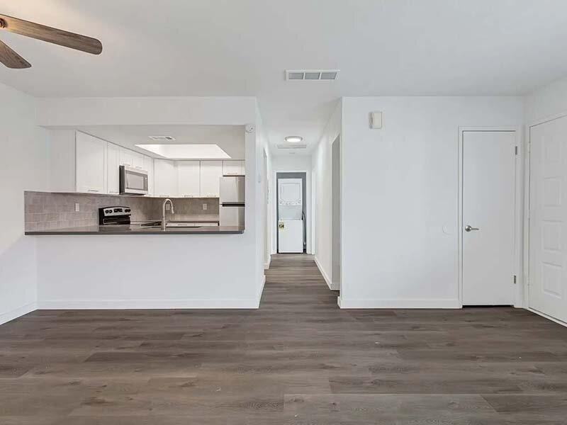 5425 E Tropicana Ave - Photo 7 of 28