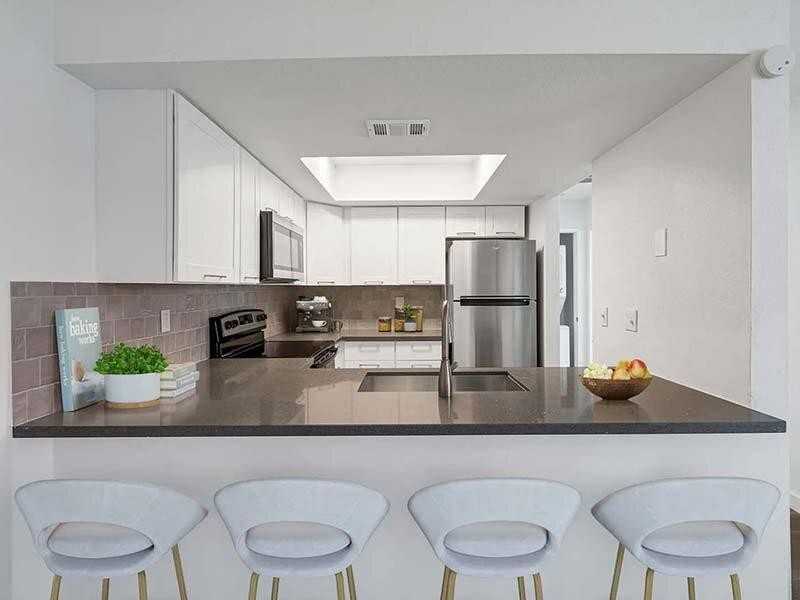 5425 E Tropicana Ave - Photo 5 of 28