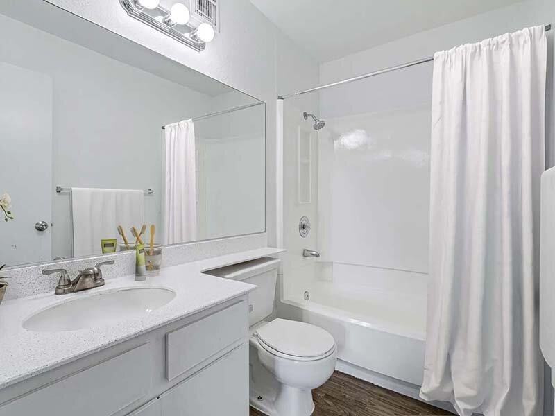 5425 E Tropicana Ave - Photo 6 of 28