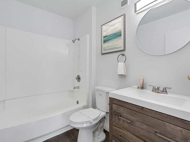 5425 E Tropicana Ave - Photo 4 of 28