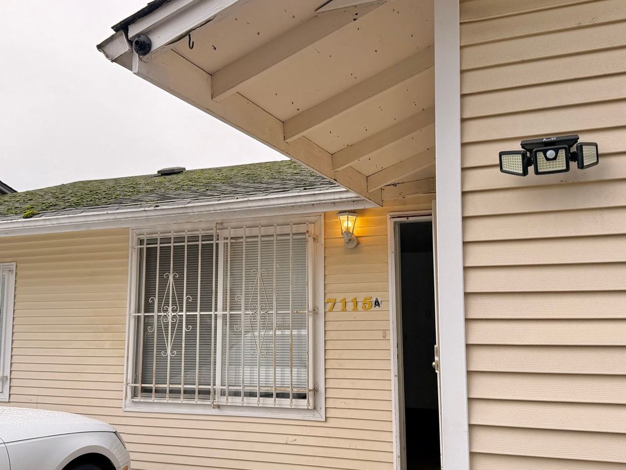 7115 44th Ave S - Photo 4 of 18