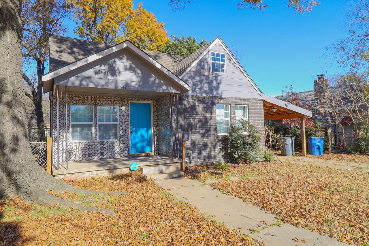 3411 E 5th Pl - Photo 2 of 22