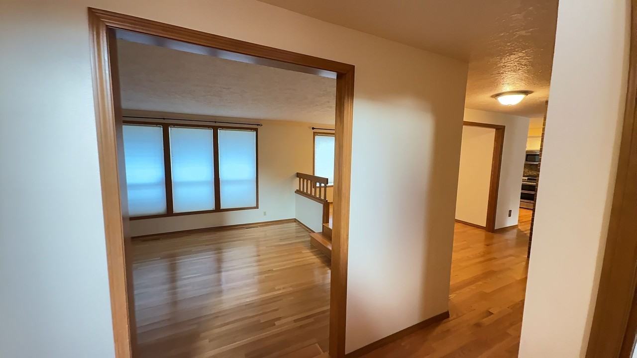 1375 Tiburon Ct Se - Photo 6 of 46