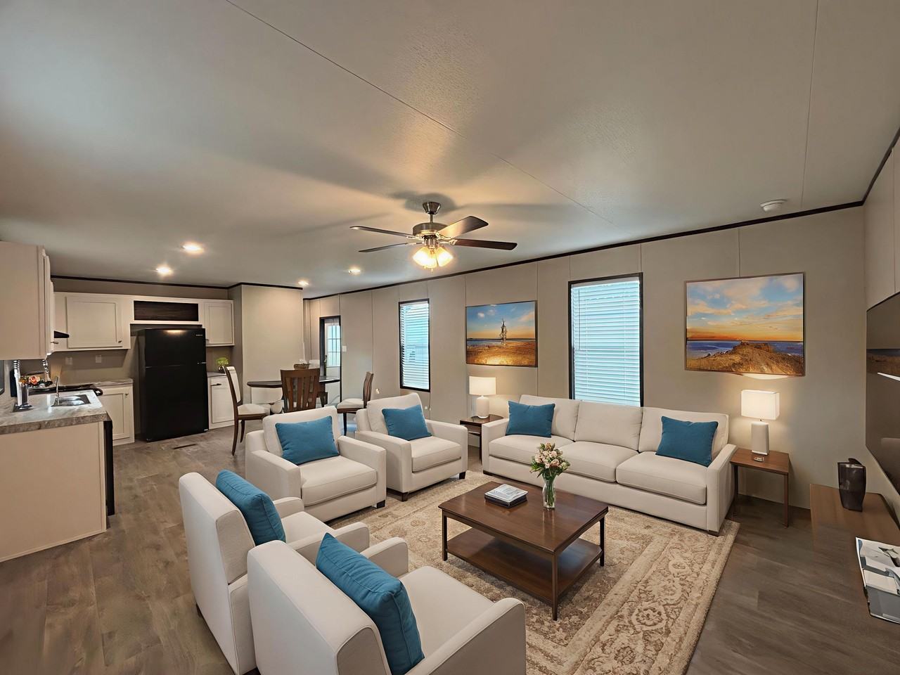 127 Peggy St - Photo 4 of 27