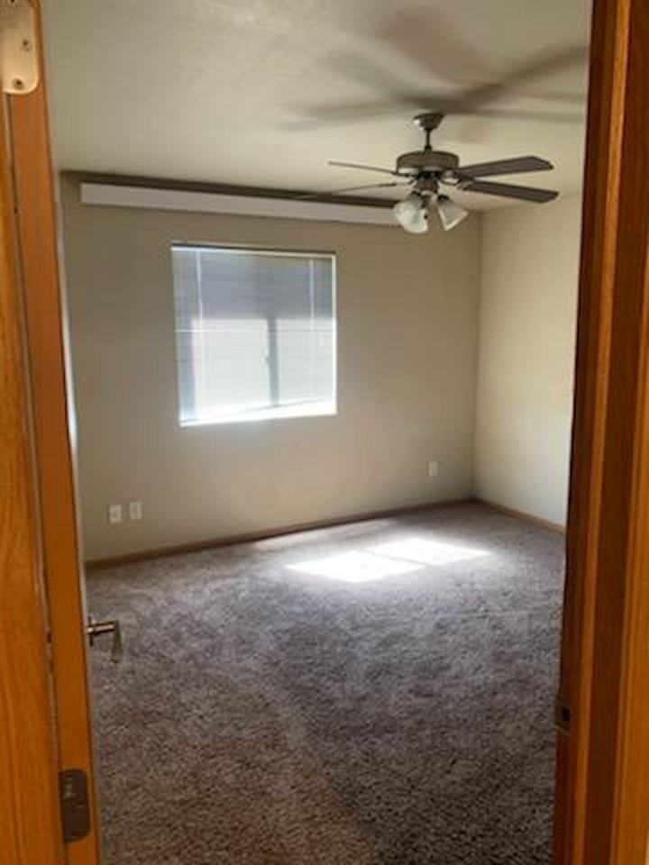 355 Edelweiss Lane - Photo 6 of 24