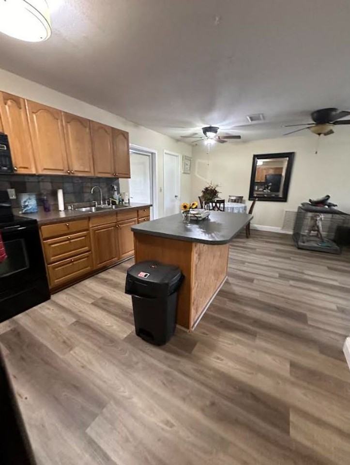 1651 Southeast Cascella Court - Photo 3 of 11