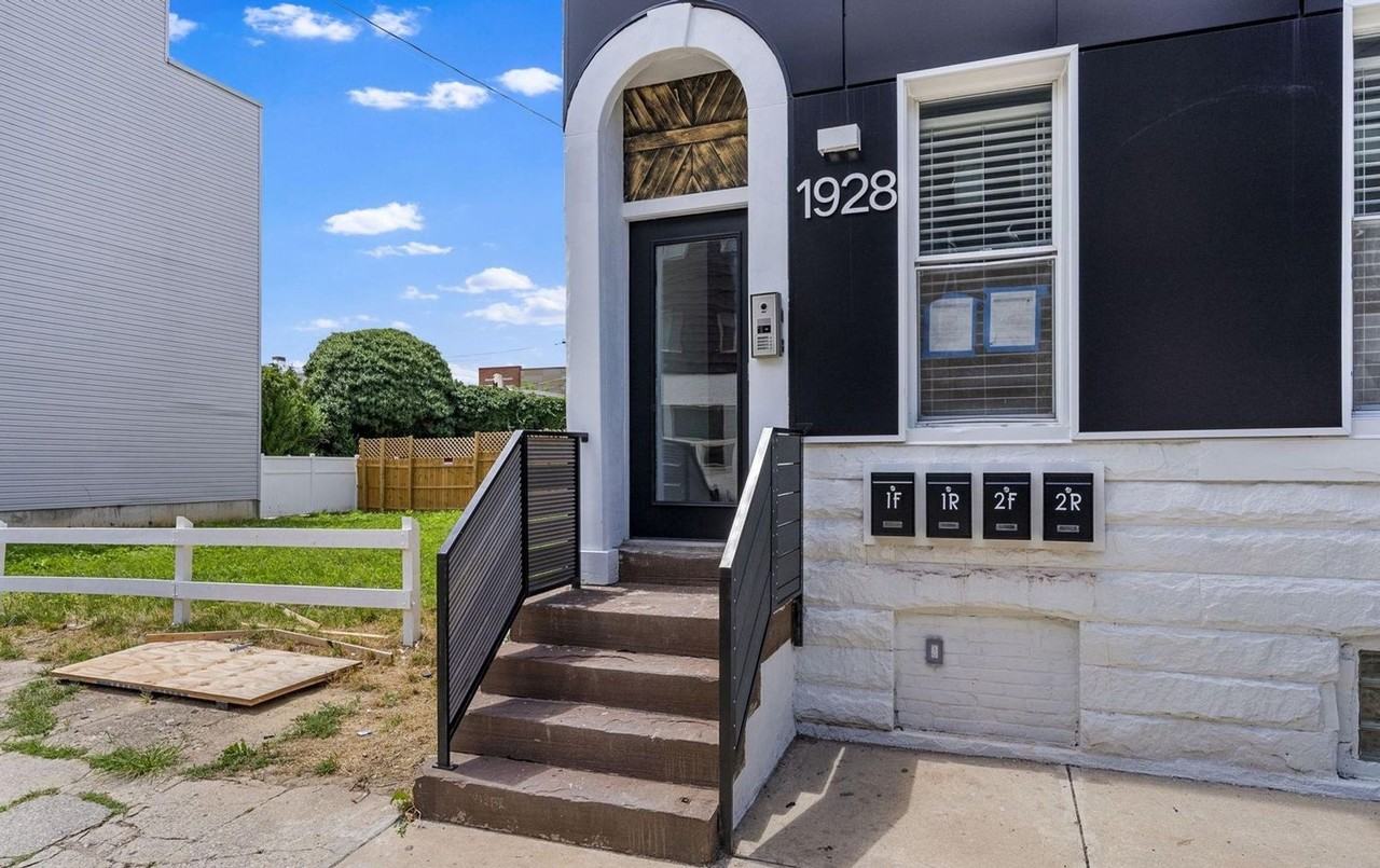 1928 E Cumberland St Apt 1r #1R - Photo 3 of 23