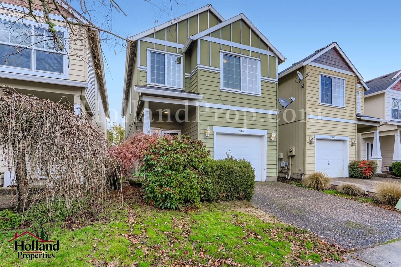 17657 Southwest Jay Street - Photo 2 of 23