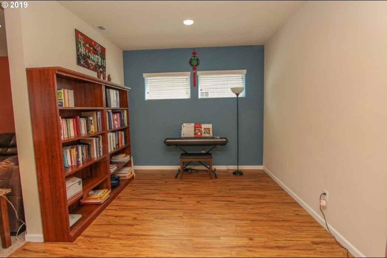 6301 Southeast Wonder Way - Photo 4 of 18