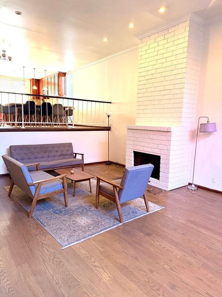 5441 Yarmouth Ave #11 - Photo 2 of 25