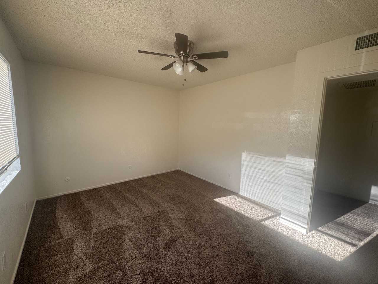 2 bedrooms, 1.5 bath Townhouse Style Apartment - Photo 7 of 8