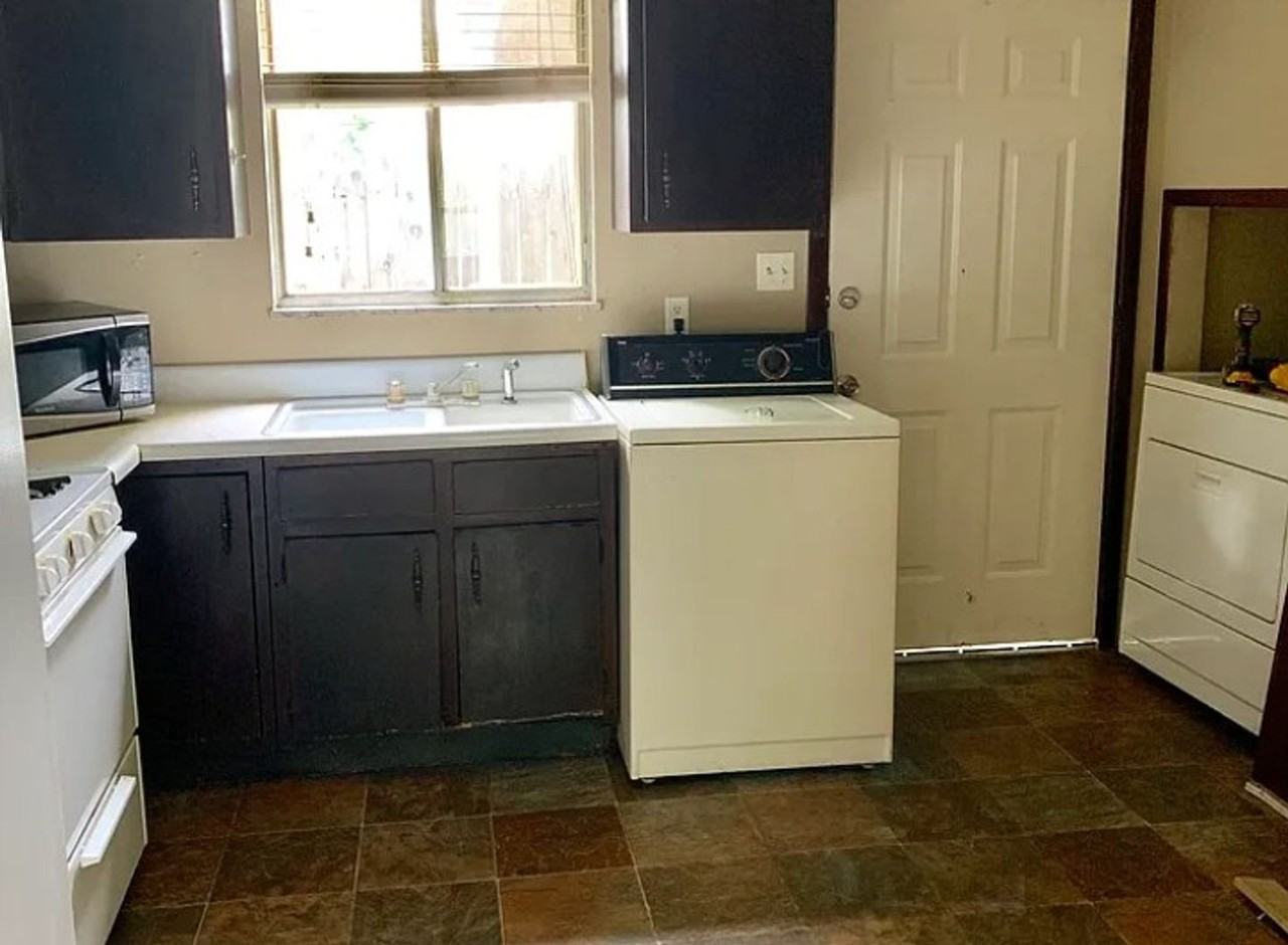 567 West Taylor Street - Photo 3 of 6