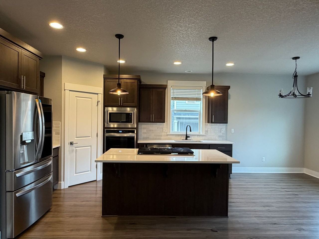 17539 Southwest Sunnyview Lane - Photo 4 of 17