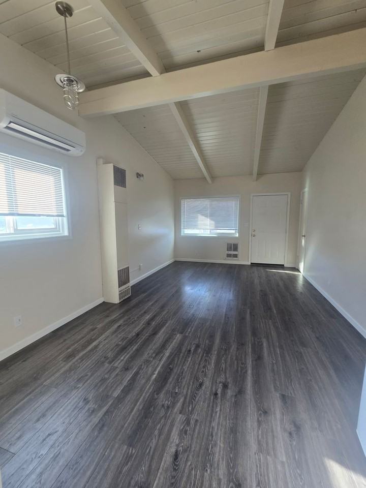 2428 Union Avenue - Photo 4 of 11