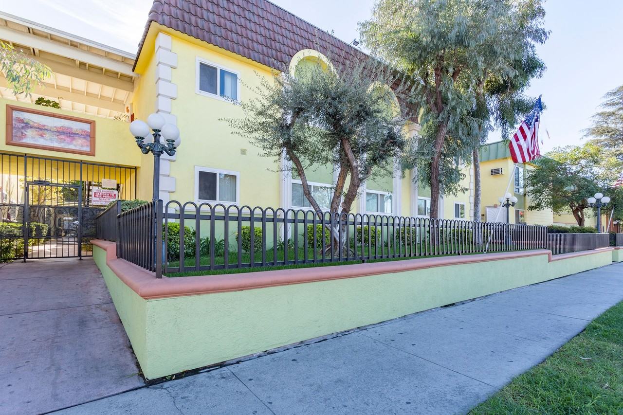 12030-12050 Sheldon Street - Photo 3 of 14