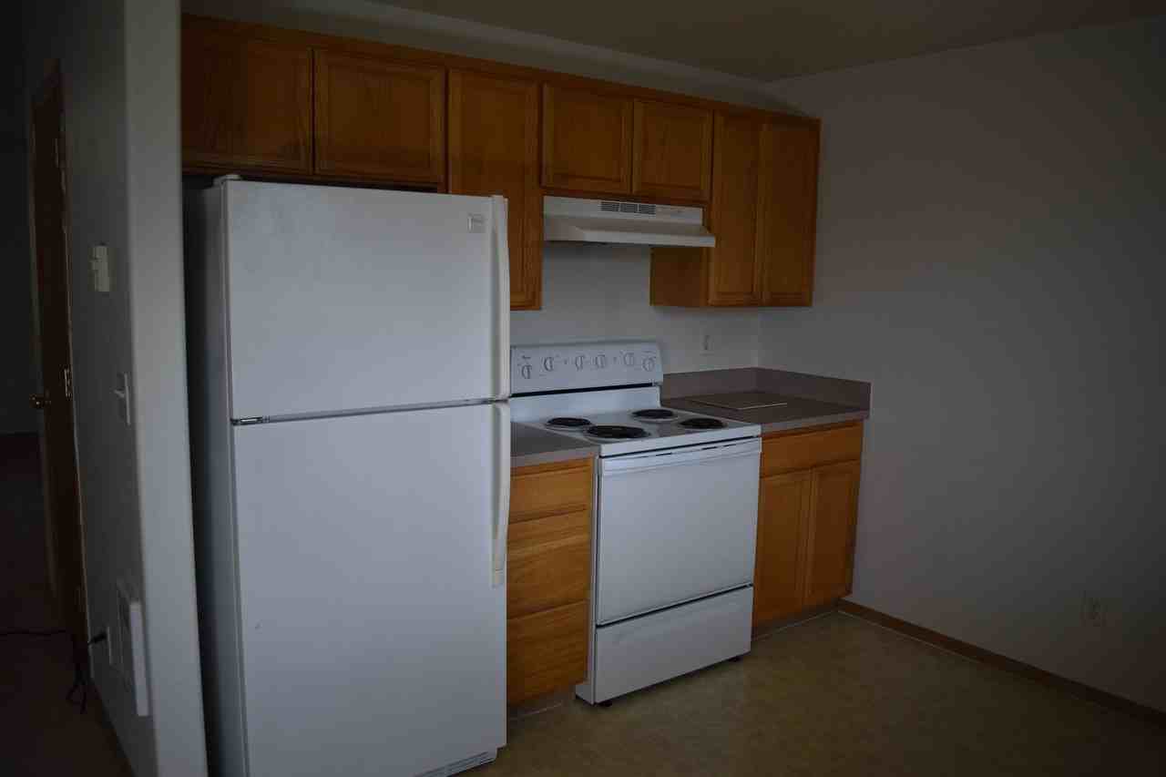 2020 S 7th St #F - Photo 3 of 22