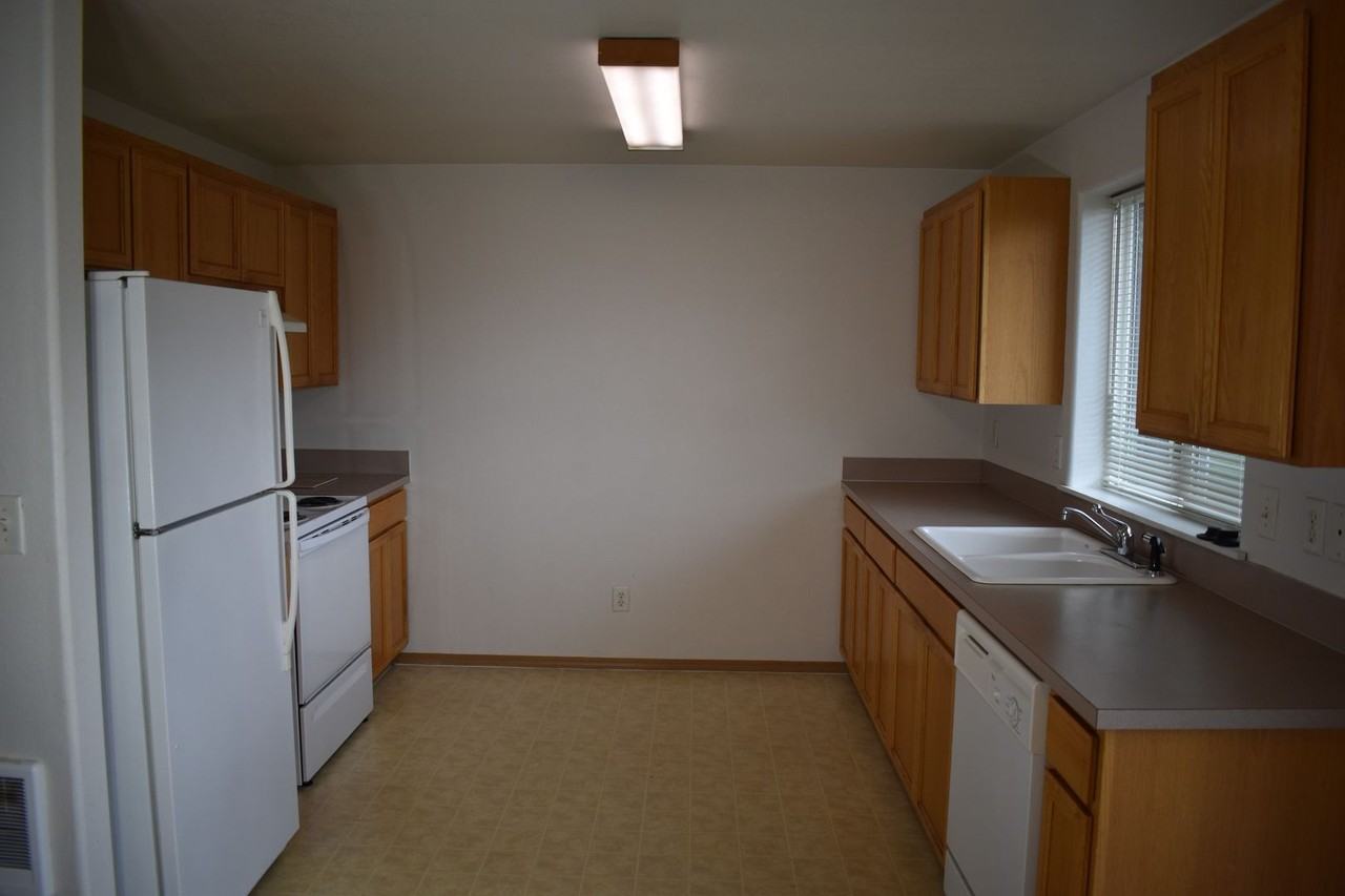 2020 S 7th St #F - Photo 5 of 22