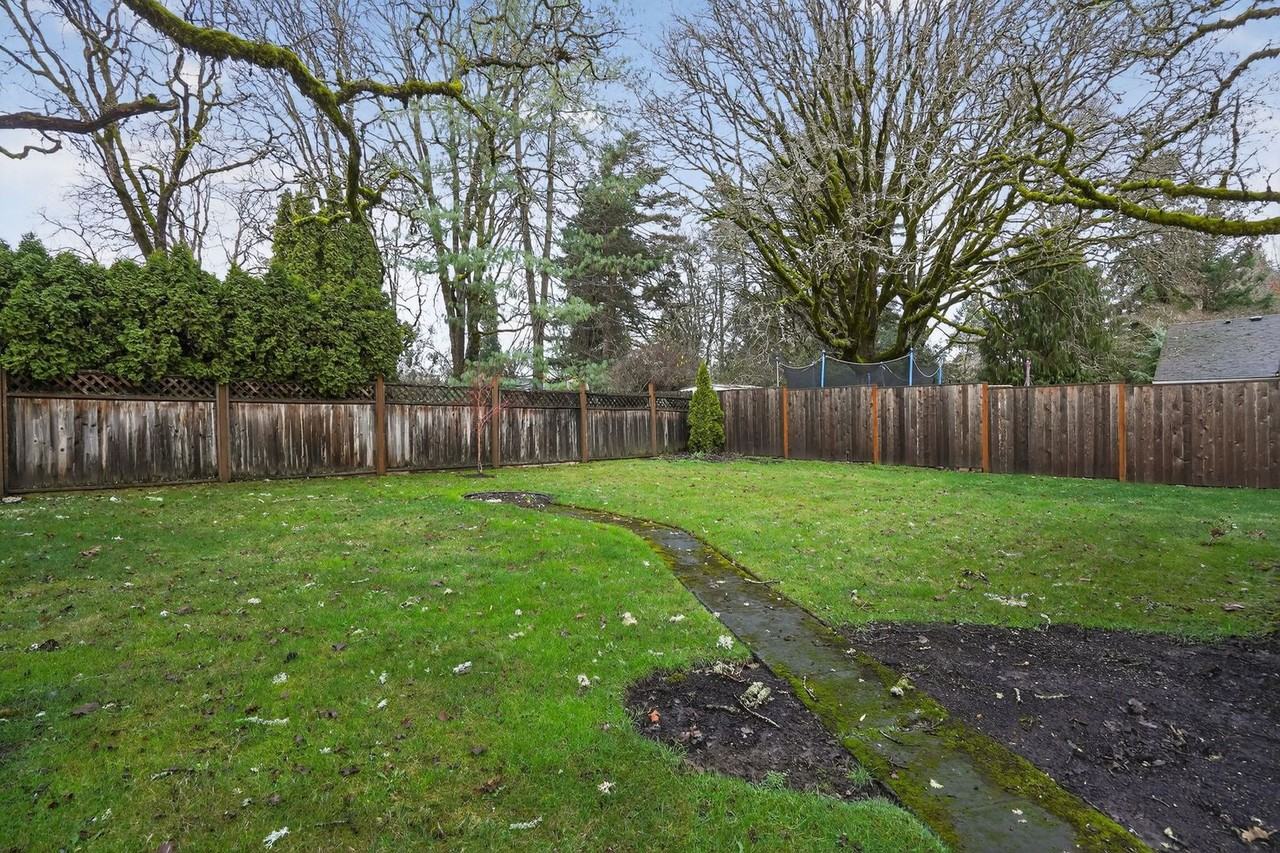 4525 Southwest 180th Avenue - Photo 3 of 13