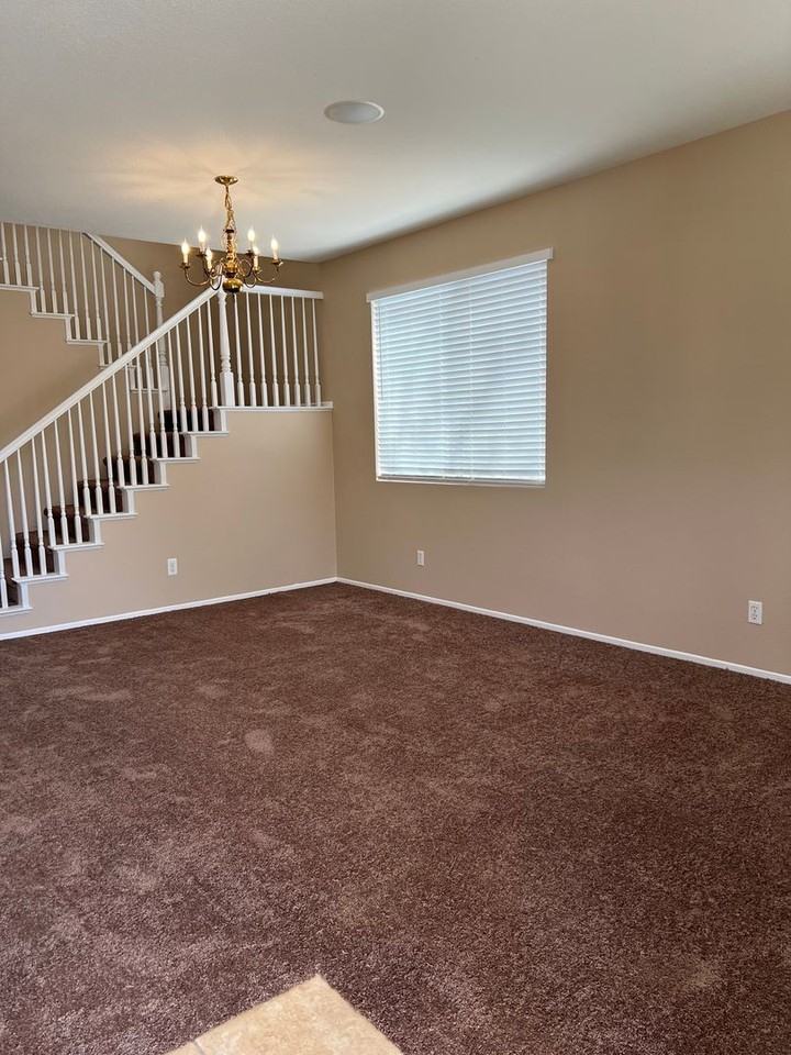 7521 Morning Crest Place - Photo 2 of 12