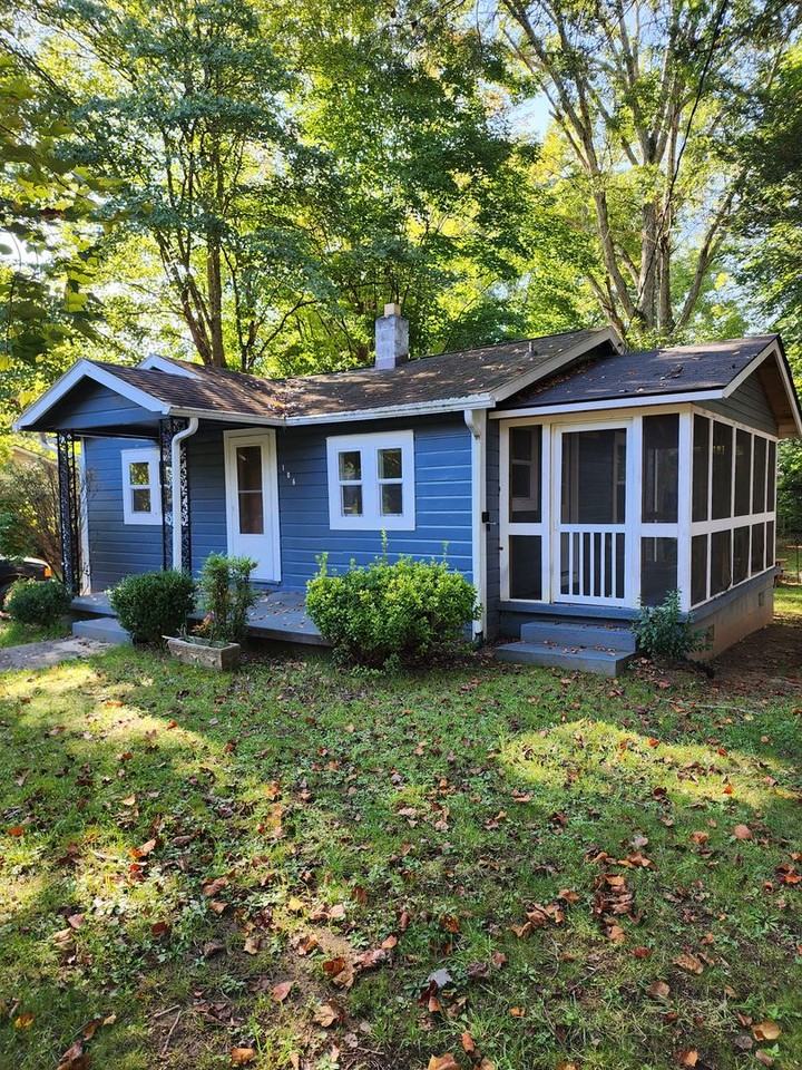 106 5th Street - Photo 3 of 12