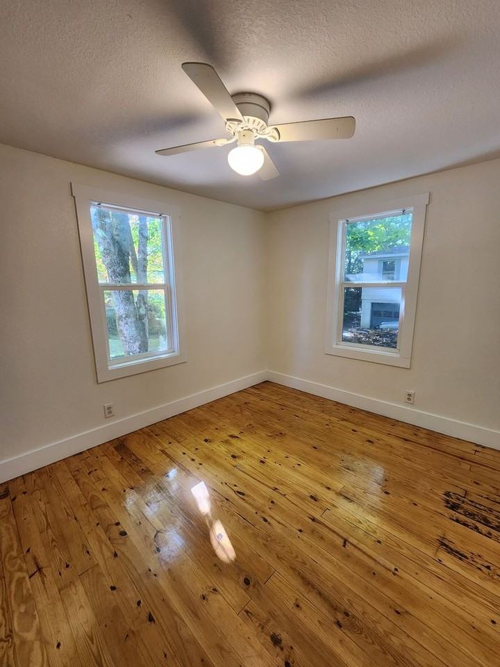 106 5th Street - Photo 6 of 12