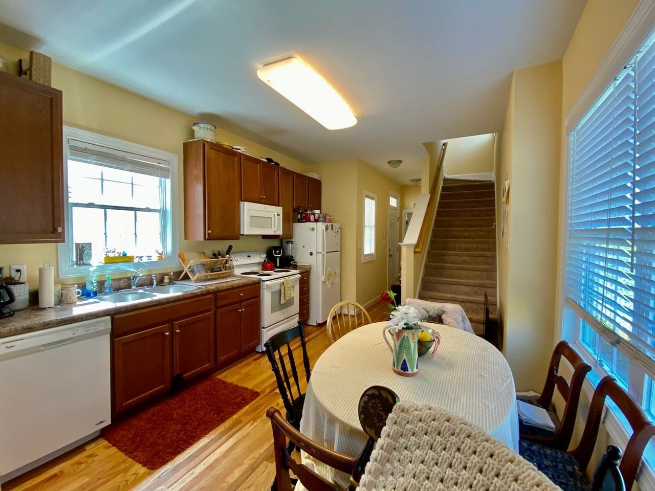 3925 Lexington Drive - Photo 5 of 26