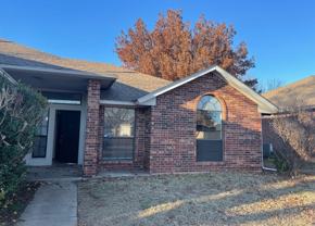 621 Gyrfalcon Drive - Photo 1 of 1