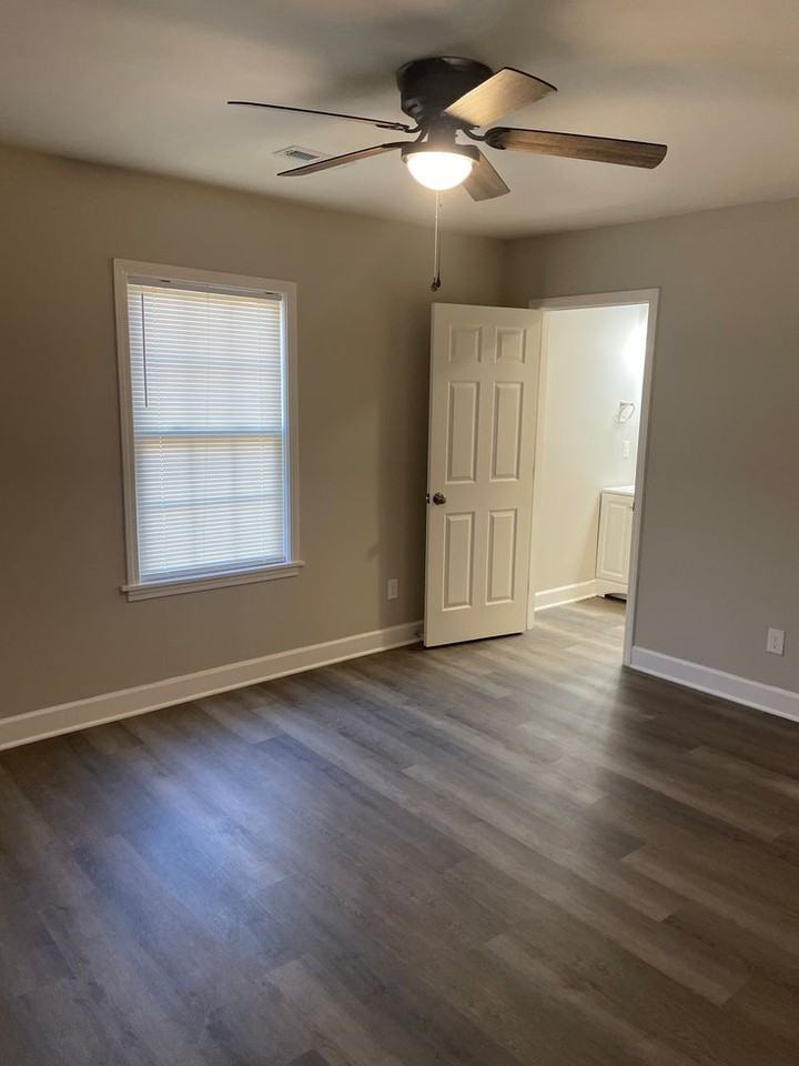 4534 Baux Mountain Road - Photo 6 of 10