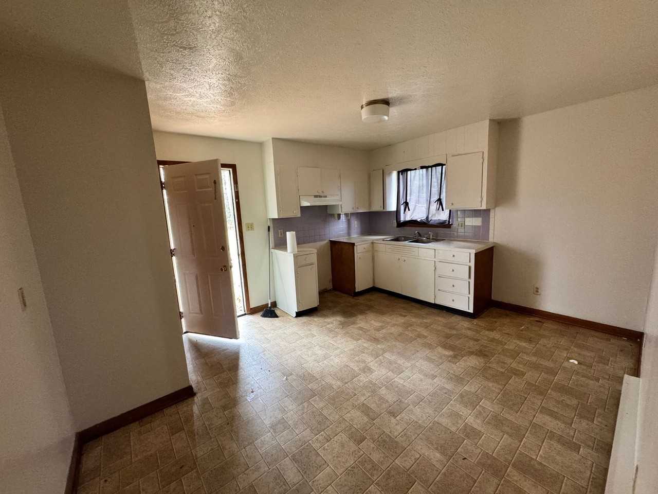 3733 Robert Ridings Road - Photo 5 of 20