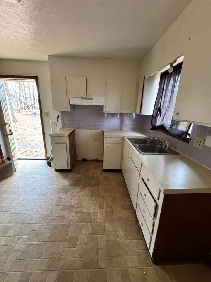 3733 Robert Ridings Road - Photo 7 of 20