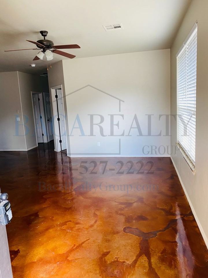 1846 Post Oak Road - Photo 2 of 11