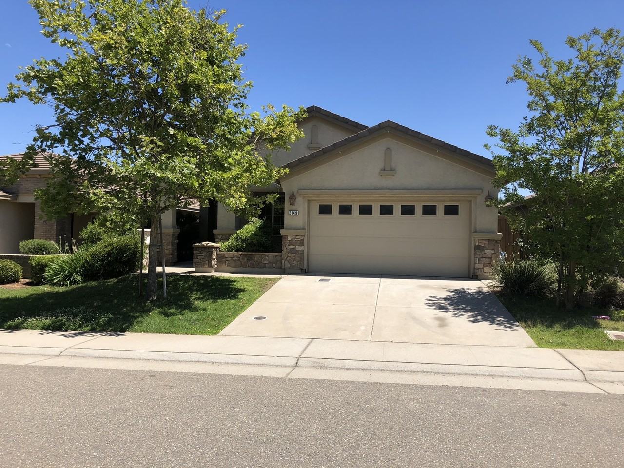 2149 Horseshoe Glen Cir - Photo 2 of 23