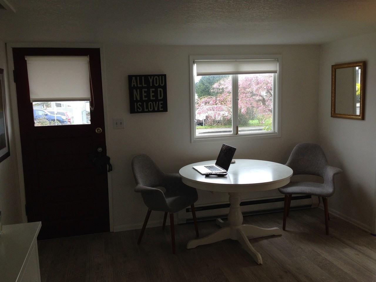 445 Caines Street - Photo 4 of 6