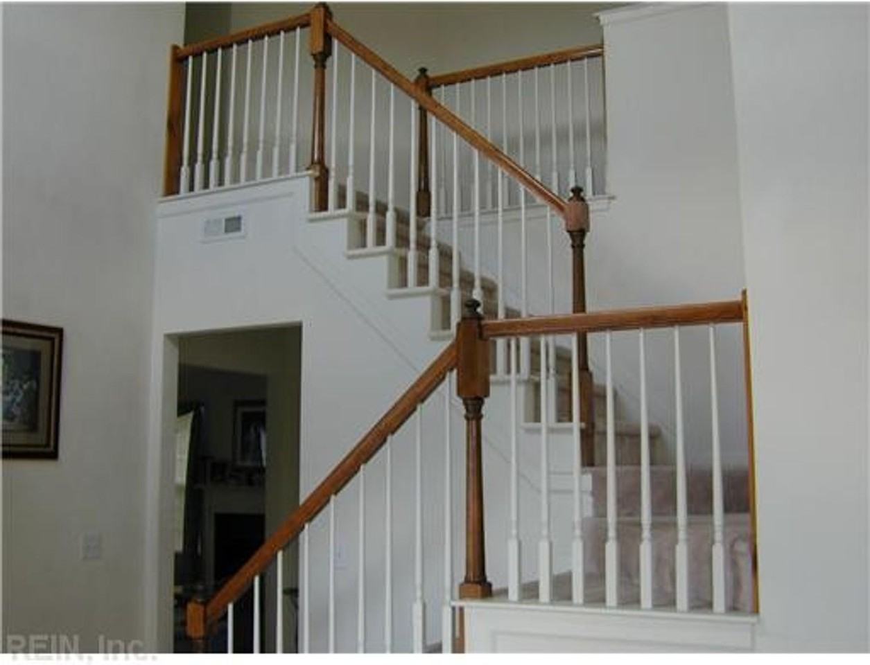 919 Meadowhill Court - Photo 3 of 50