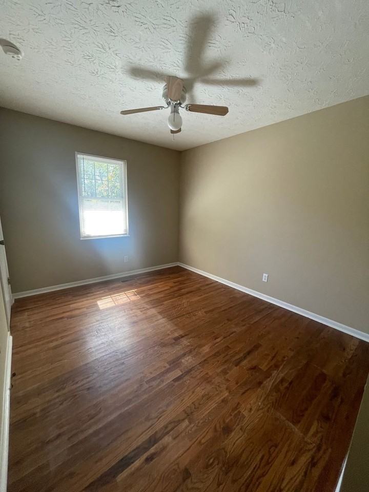 7209 Mcpeake Lane - Photo 6 of 22