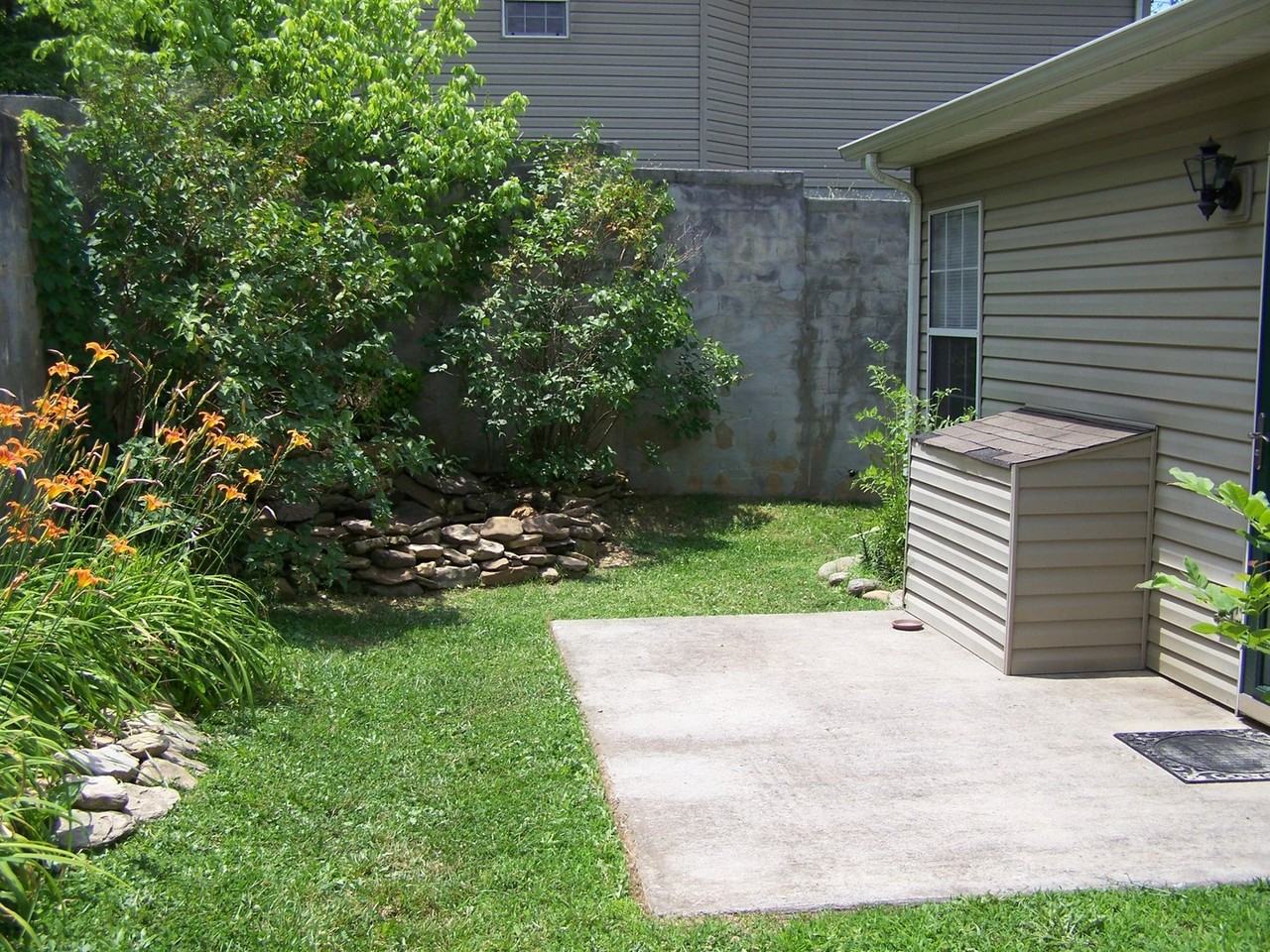 4051 Darwin Way - Photo 2 of 6